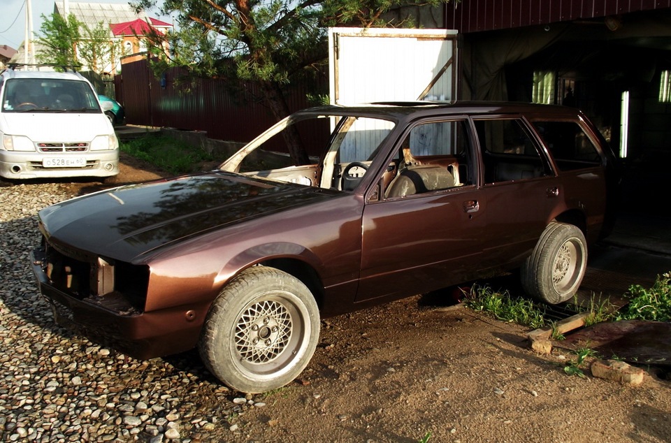 Фото в бортжурнале Opel Rekord E