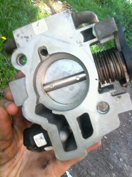 Грязный дроссель и неисправный датчик рхх. — Lada Калина хэтчбек, 1,6 л ...