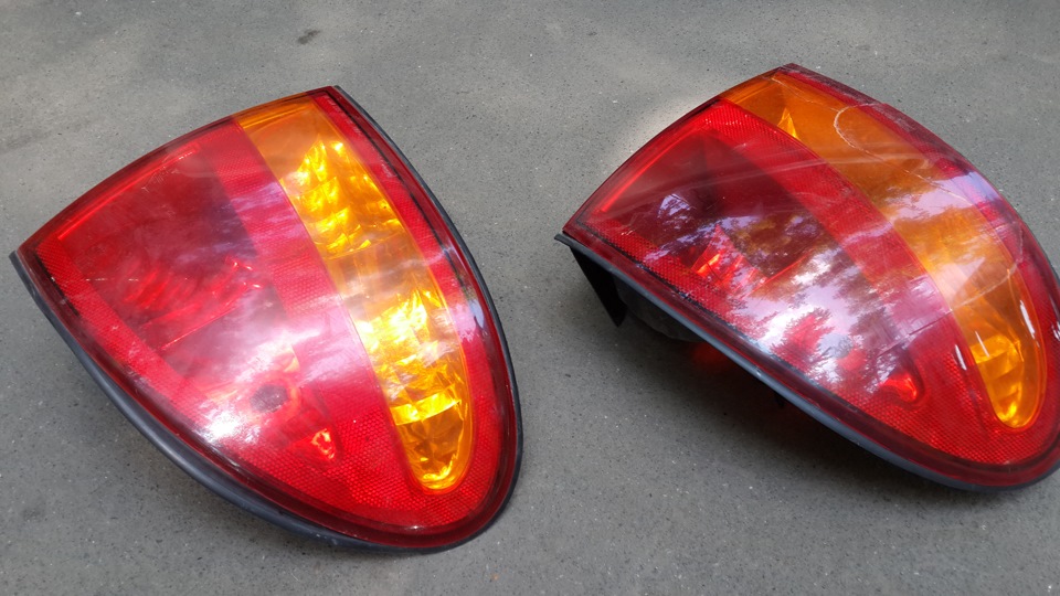 Задняя левая фара. — Oldsmobile Alero, 2,4 л., 2004 года | своими ...
