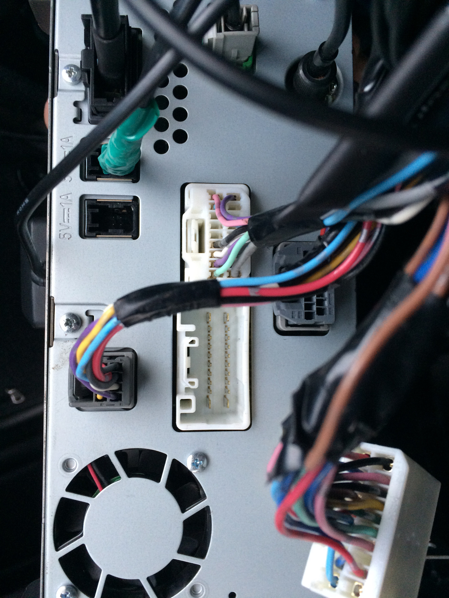 Mitsubishi connect outlander 3 кабель usb. 8mm2 3 4 6 9 pin automotive 2. Разъем черный teslo 80зуб. Connect разъем. Розетка simon rj45 кат 5е utp.