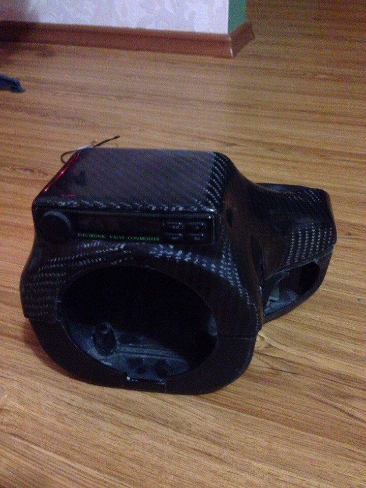 изготовление подиума под буст контроллер — Nissan Skyline (R33), 2,5 л ...