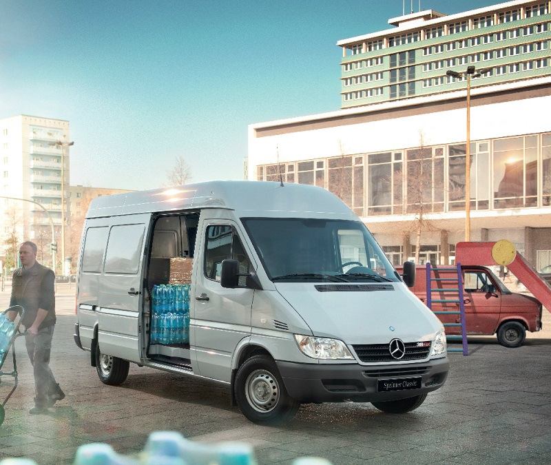 Mercedes-benz sprinter 411. Мерседес спринтер классик 909. Мерседес спринтер w906. Мерседес бенц спринтер пассажирский. Мерседес спринтер классик w909.