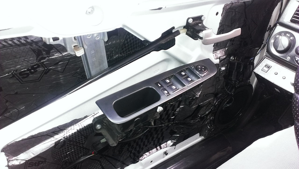 Громкий фронт — Lada Приора седан, 1,6 л, 2014 года | автозвук | DRIVE2