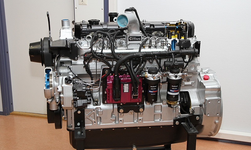 5efbb69s 960 Сааб 9000 гриффин в чем отличие