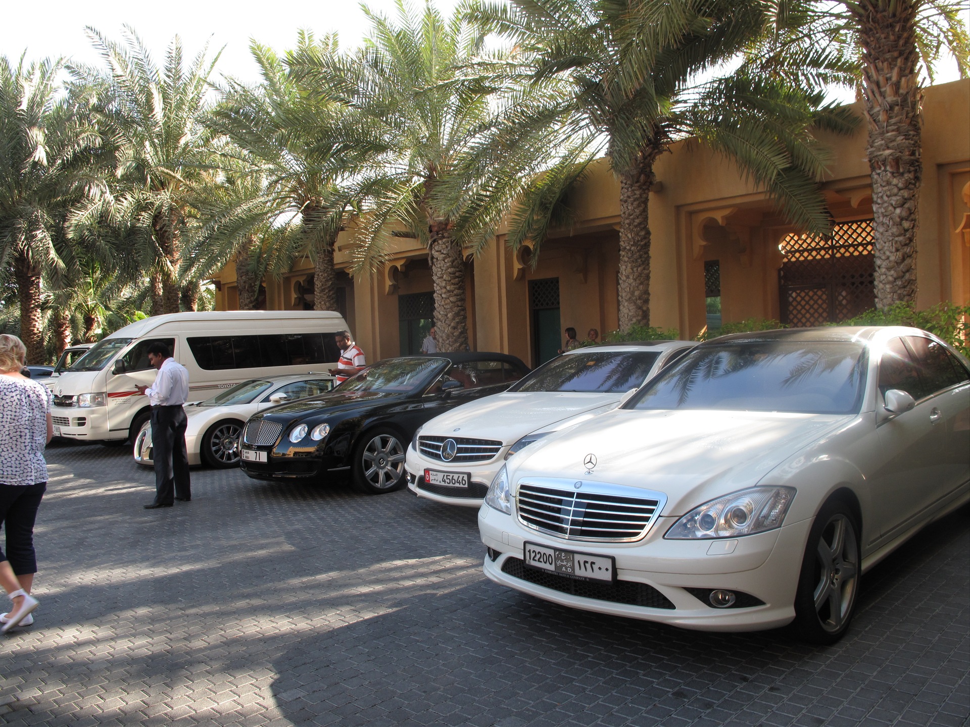 Авто в арабских Эмиратах