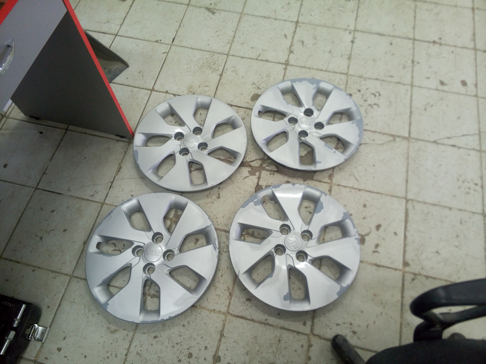 Покраска колпаков. — KIA Rio (3G), 1,4 л, 2013 года | колёсные диски ...