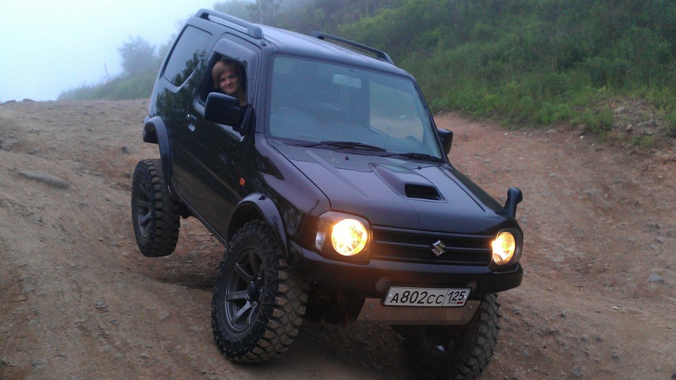 Suzuki Jimny [Black Brick]