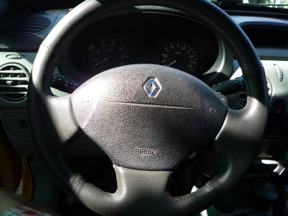 Первая попытка обшить руль кожей — Renault Kangoo (1G), 1,5 л, 2007 ...