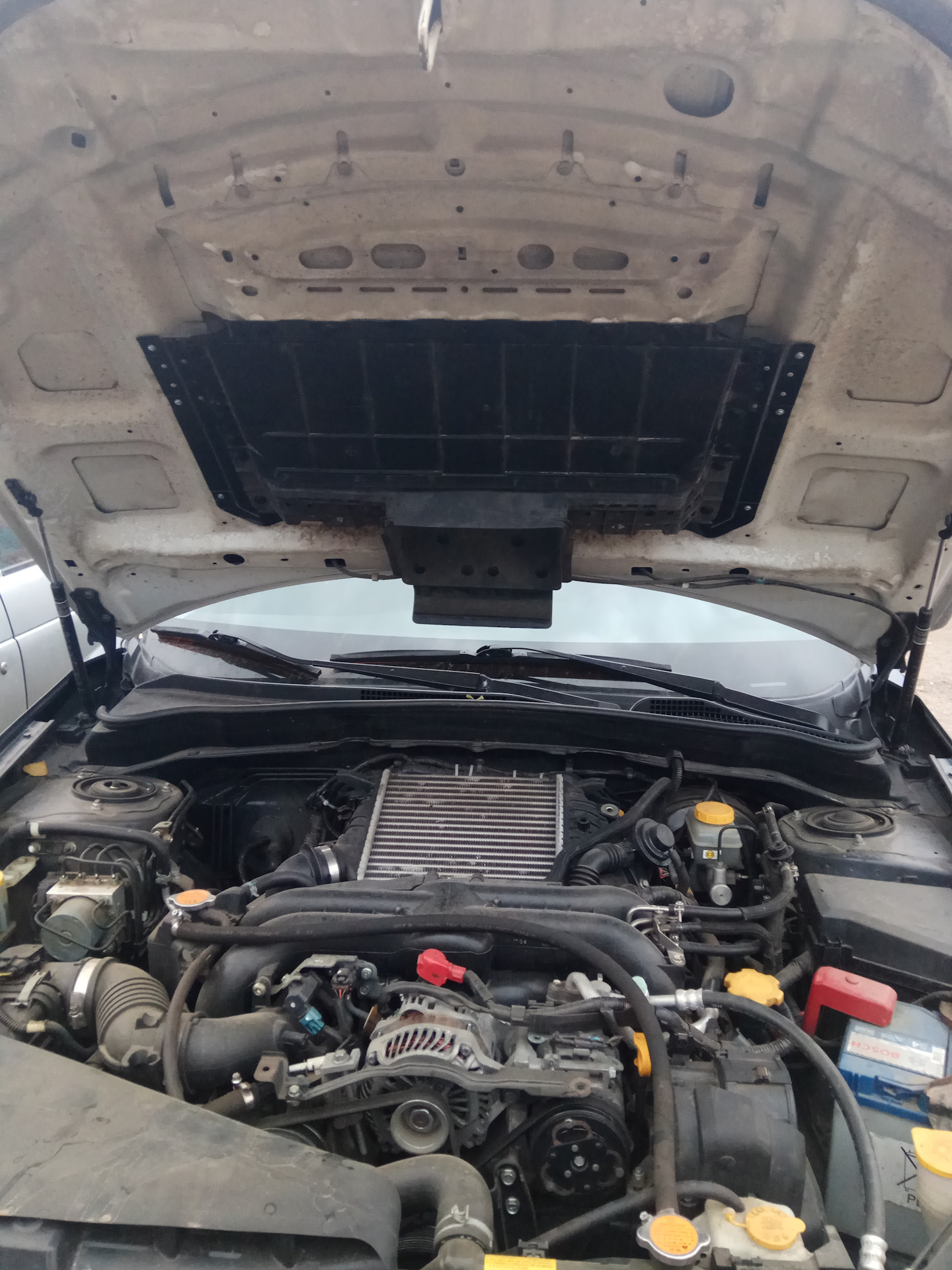 Направляющая потока воздуха. — Subaru Impreza (GE/GH), 1,5 л, 2009 года ...
