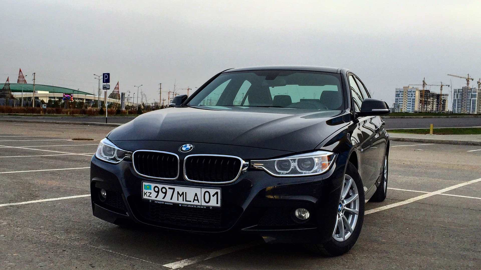 Купить б/у BMW 3 серии VI (F3x) 316i 1.6 AT (136 л.с.) бензин автомат в Санкт-Пе