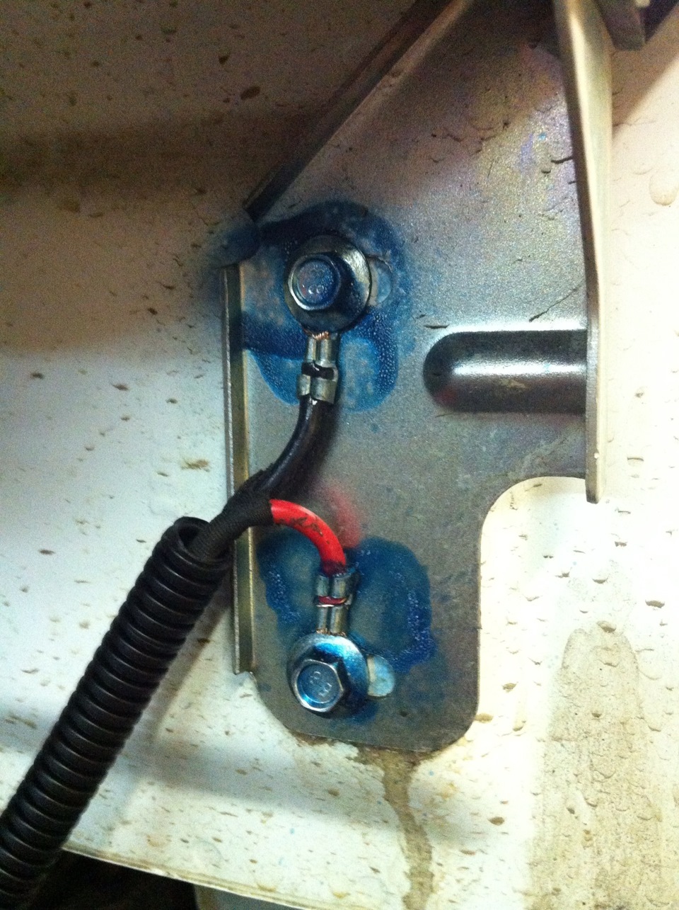 Звуковой сигнал — Lada Приора универсал, 1,6 л, 2013 года | своими ...