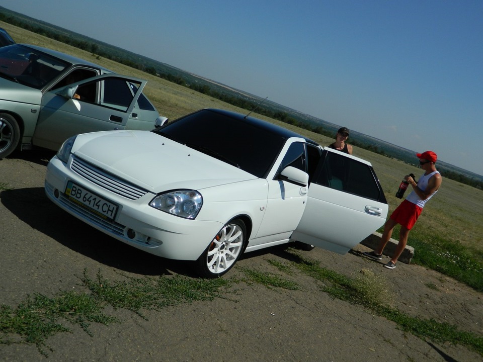 Донецк РФ ( автозвук и гости ) 2013 — Lada Приора седан, 1,6 л, 2012 ...