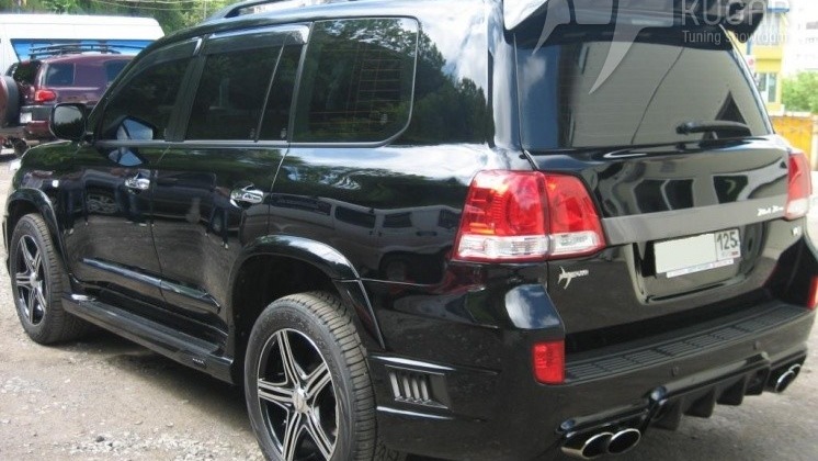 Wald Sports line Toyota Land Cruiser 200