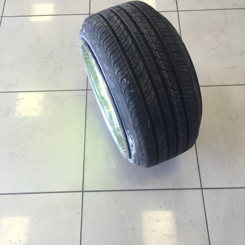 Купить летние шины 205 17. 205/40 R17. Onyx 205/40 r21. 195 40 17 Focus 2. Китайская резина r17.