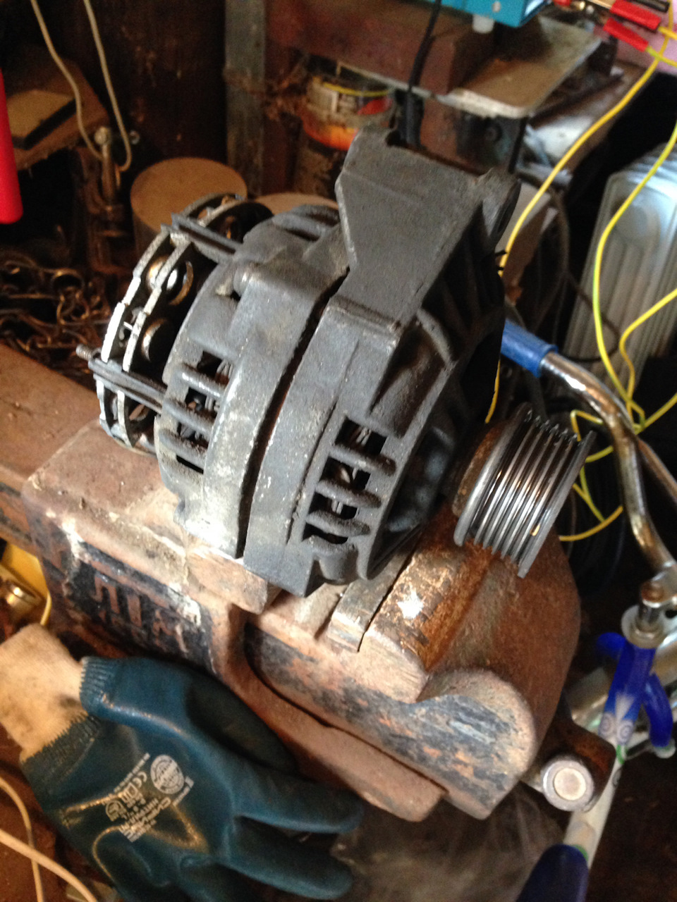 Замена подшипника генератора — Lada 21093, 1,5 л, 1995 года | своими ...