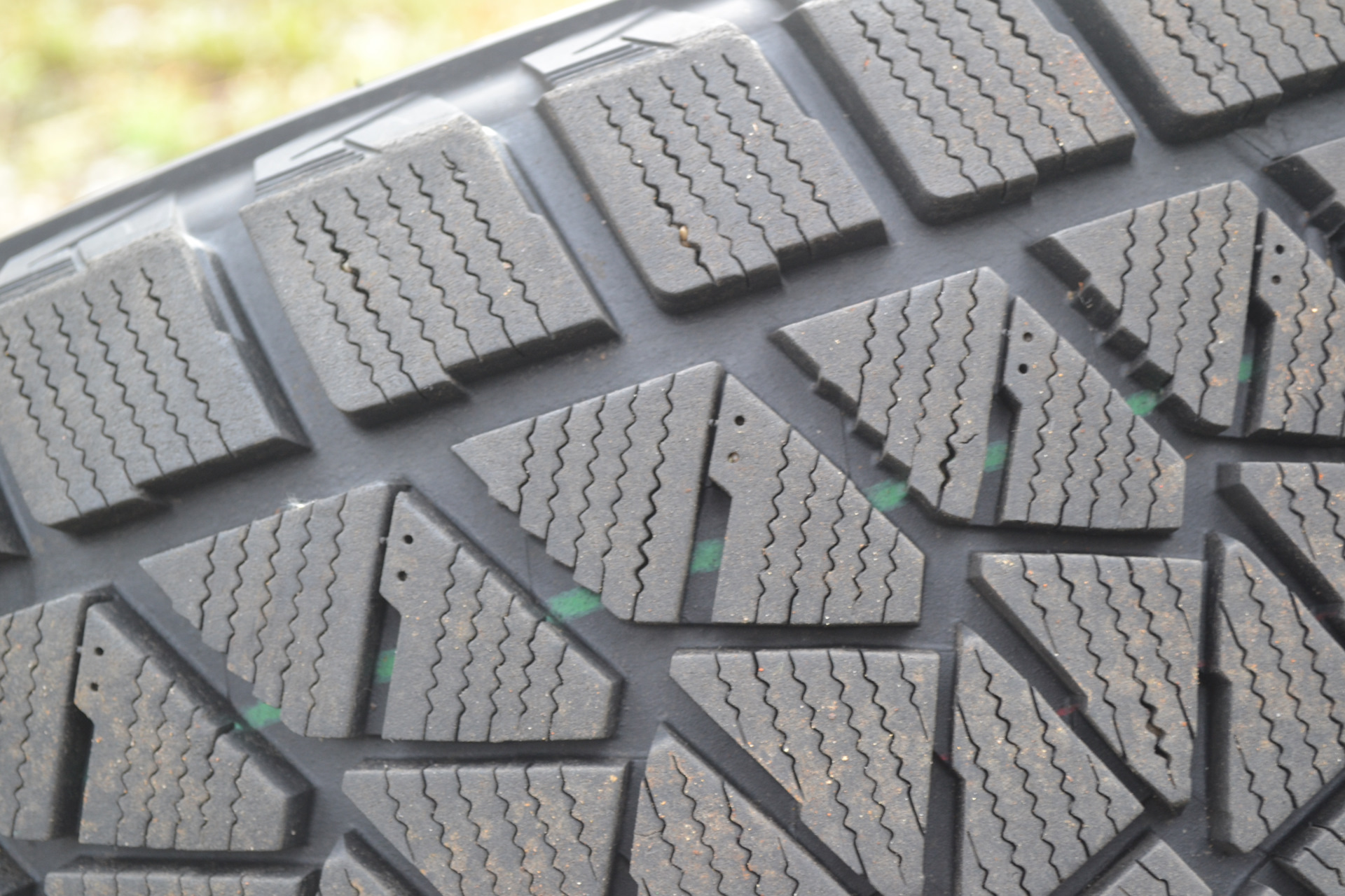 Bridgestone blizzak dm v2. А/шина 275/65 r17 Bridgestone Blizzak.