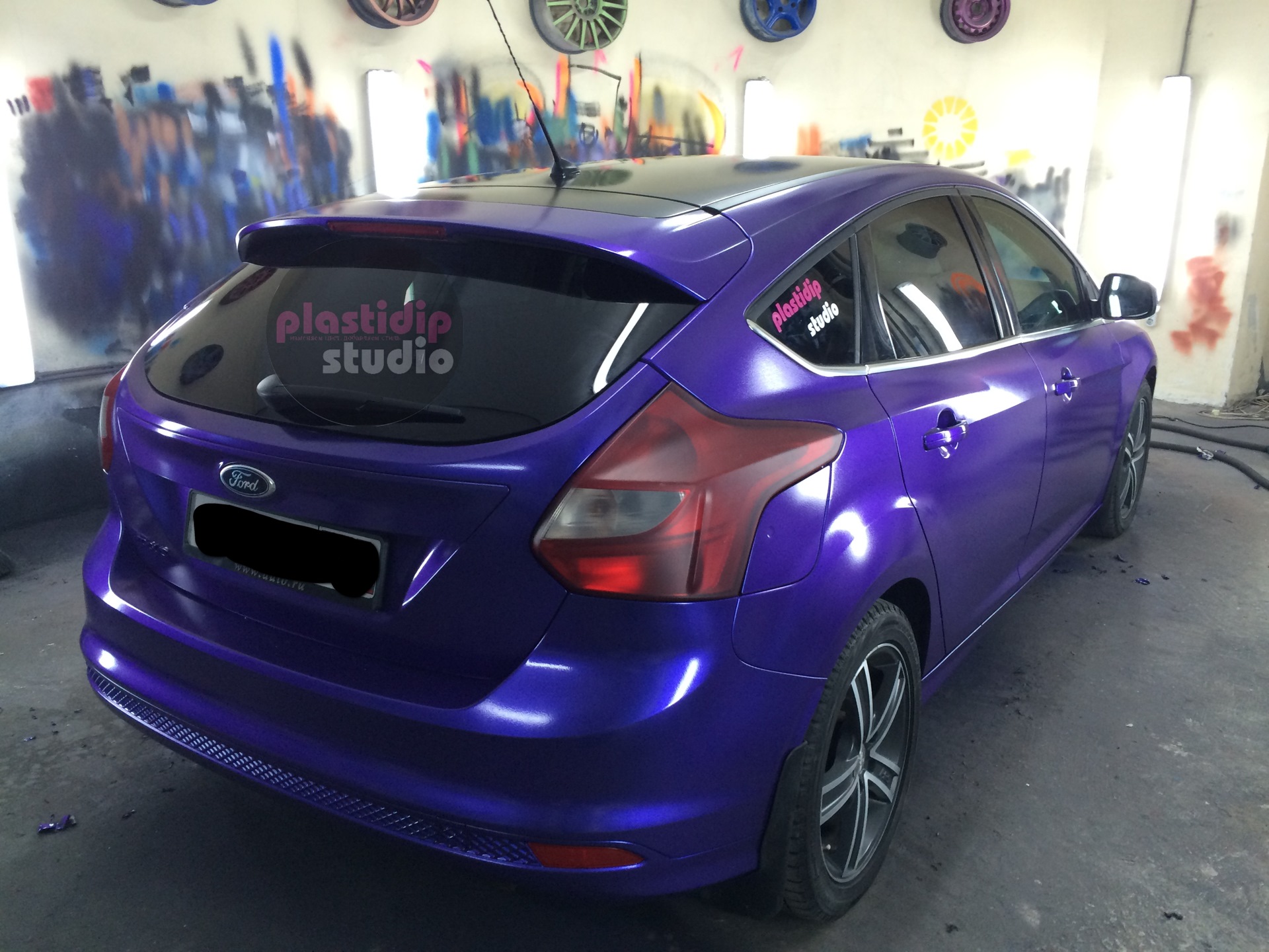 покрасить форд. форд фокус покраска. красный кэнди форд фокус 2001. как красиво покрасить форд. форд фокус 2 blazer blue.