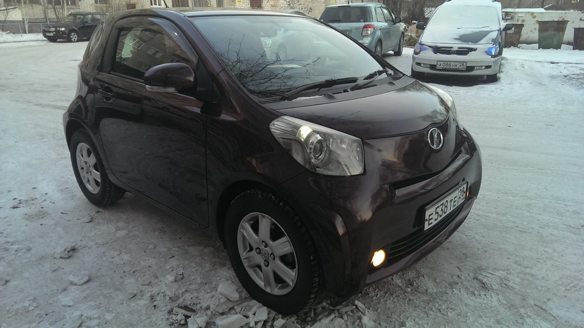 Toyota iQ 1.0 бензиновый 2009 | на DRIVE2