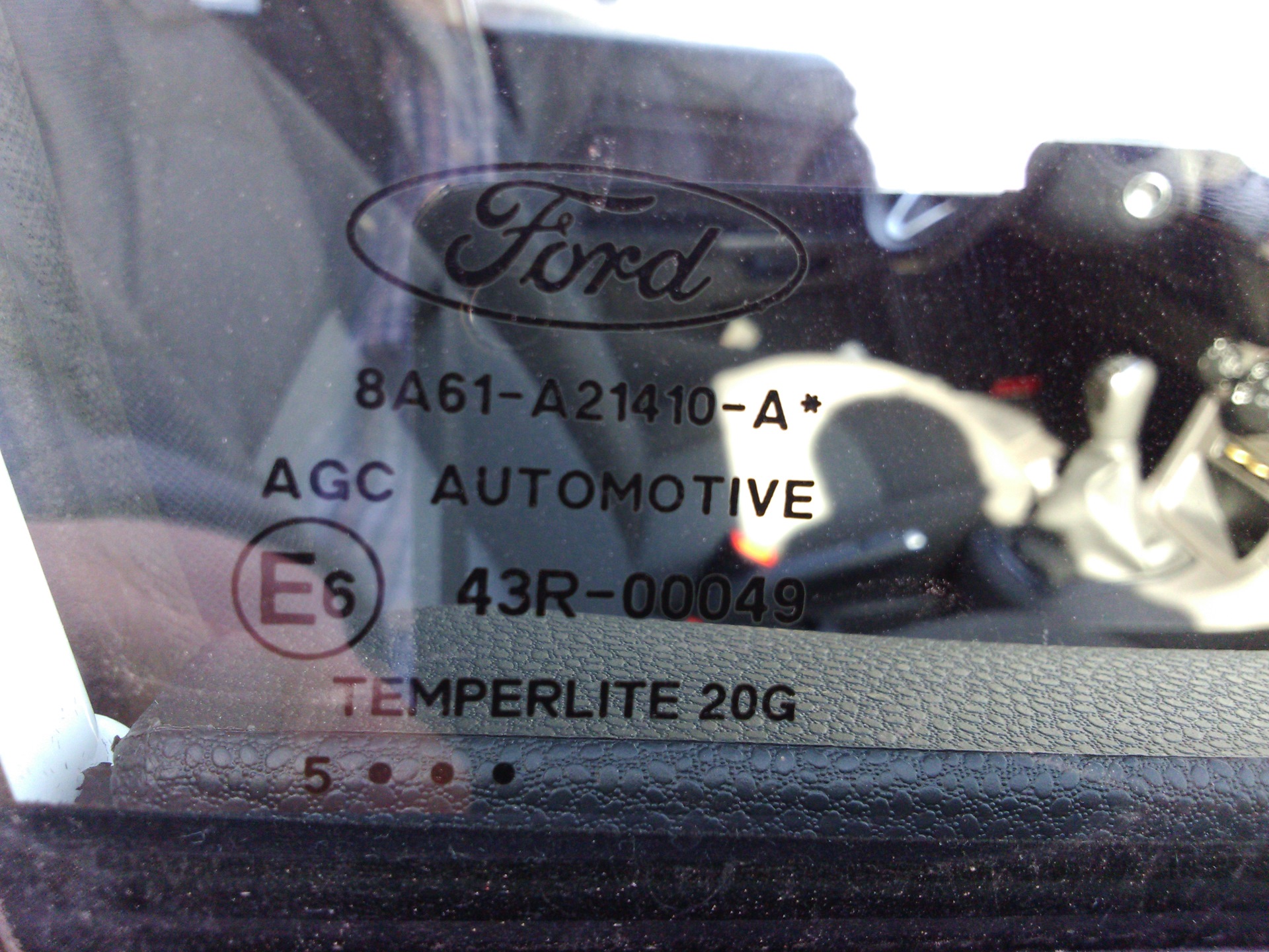 43 r i. AGC Automotive temperlite 20g. AGC Automotive 43r 00122. Nissan AGC Automotive 43r-00048.