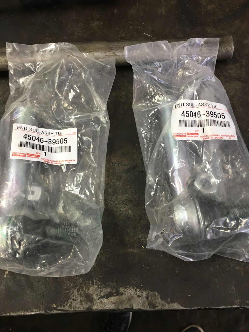 Фото в бортжурнале Toyota Land Cruiser Prado 120-series. Запчасти на фото: 4504639505