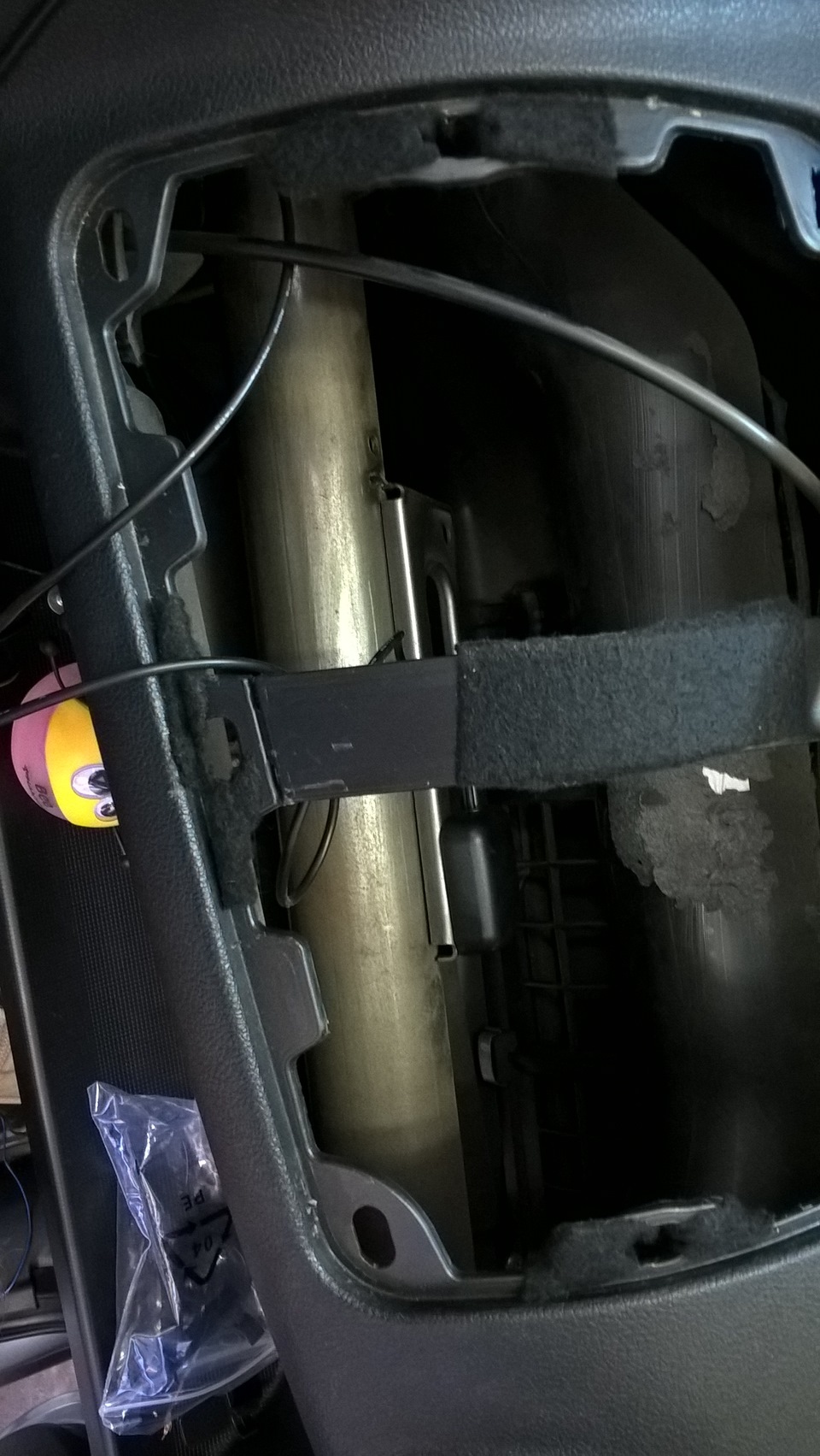 новая магнитола, промывка дроссельной заслонки — Lada Гранта, 1,6 л ...