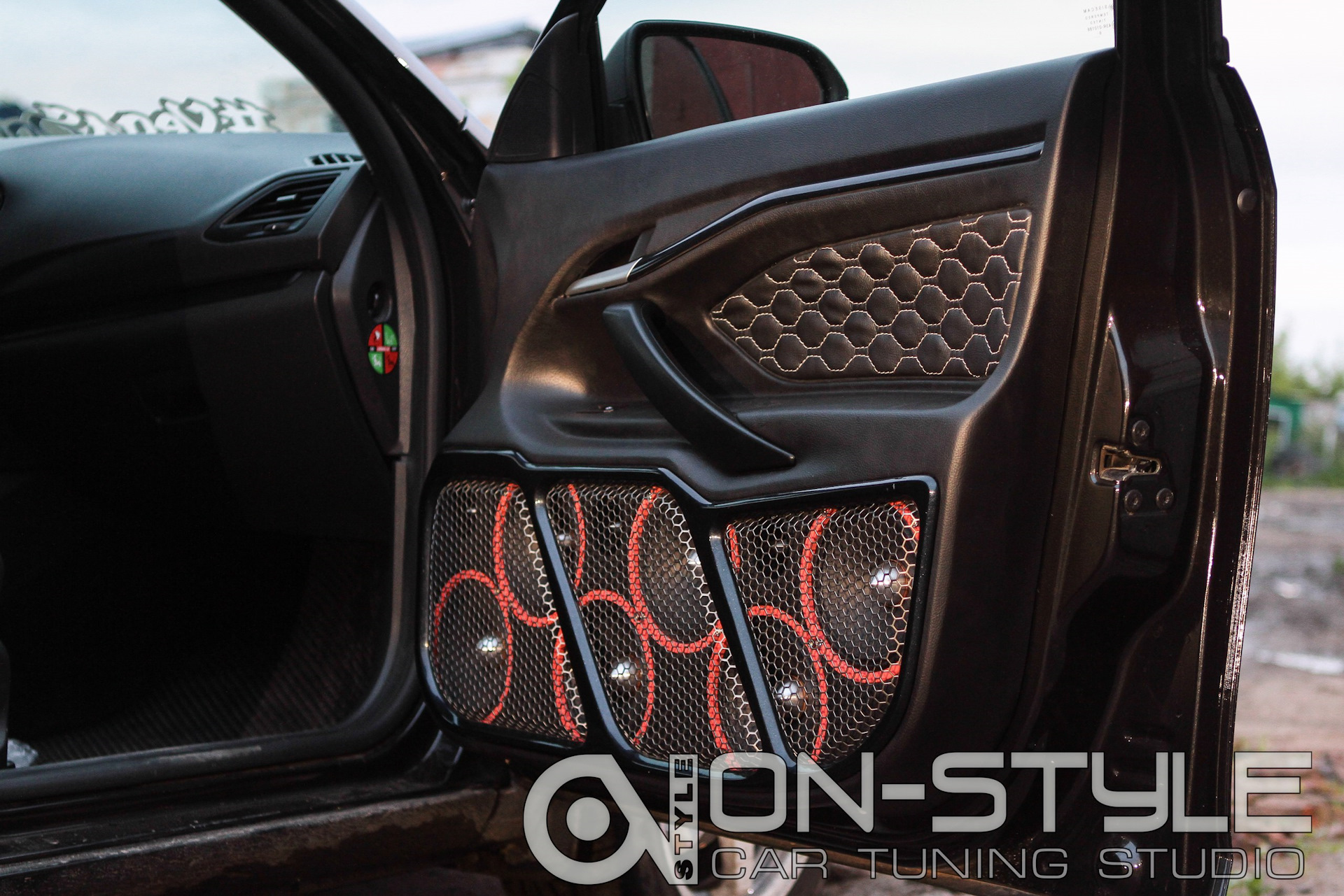 Дверная карта веста автозвук