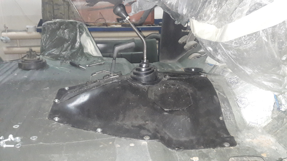 Черепаха уаз под jeep коробку и раздатку. — УАЗ 3151, 4 л, 2001 года ...