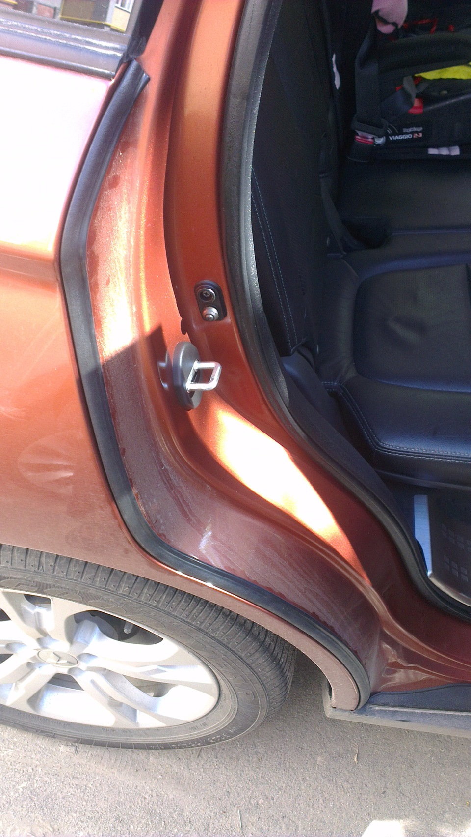 Уплотнители зазора двери часть 2 — Mitsubishi Outlander (3G), 2 л, 2012 ...