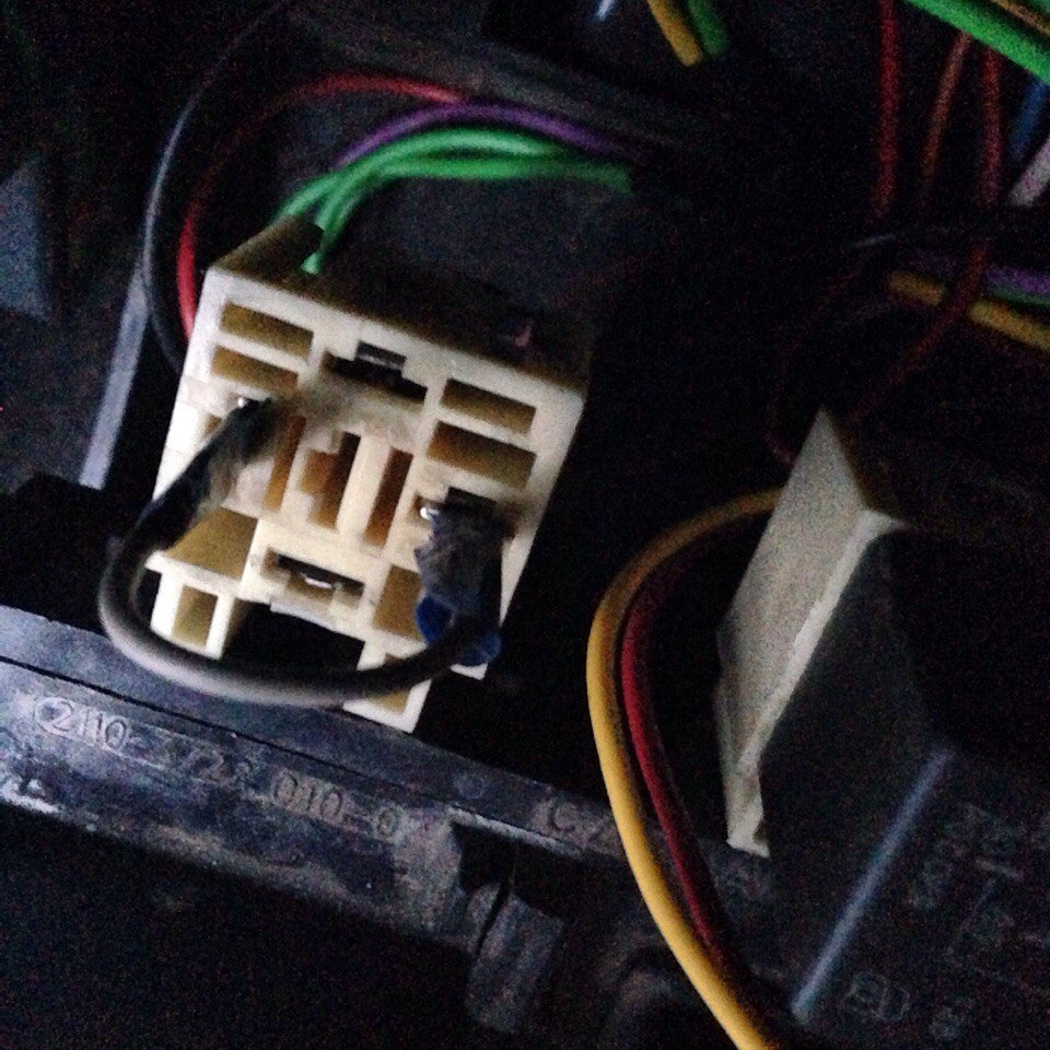 Стеклоподъемники без включения зажигания. — Lada 21101, 1,6 л, 2005 ...