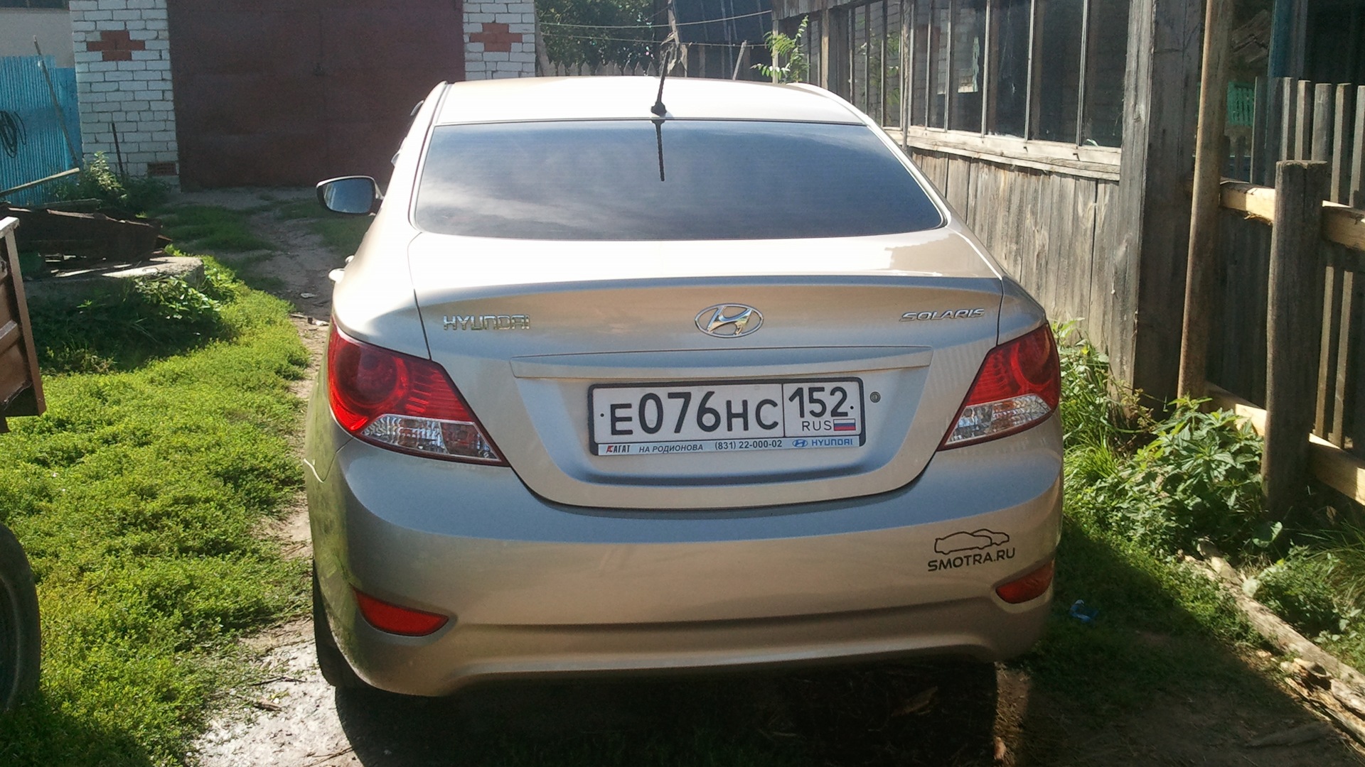 Hyundai Solaris 1.4 бензиновый 2011 | 1.4, Бежевый (UBS) на DRIVE2