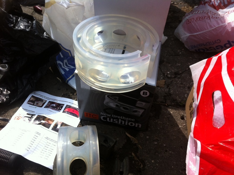 Установка межвитковых демпферных проставок задних пружин. — Volkswagen ...