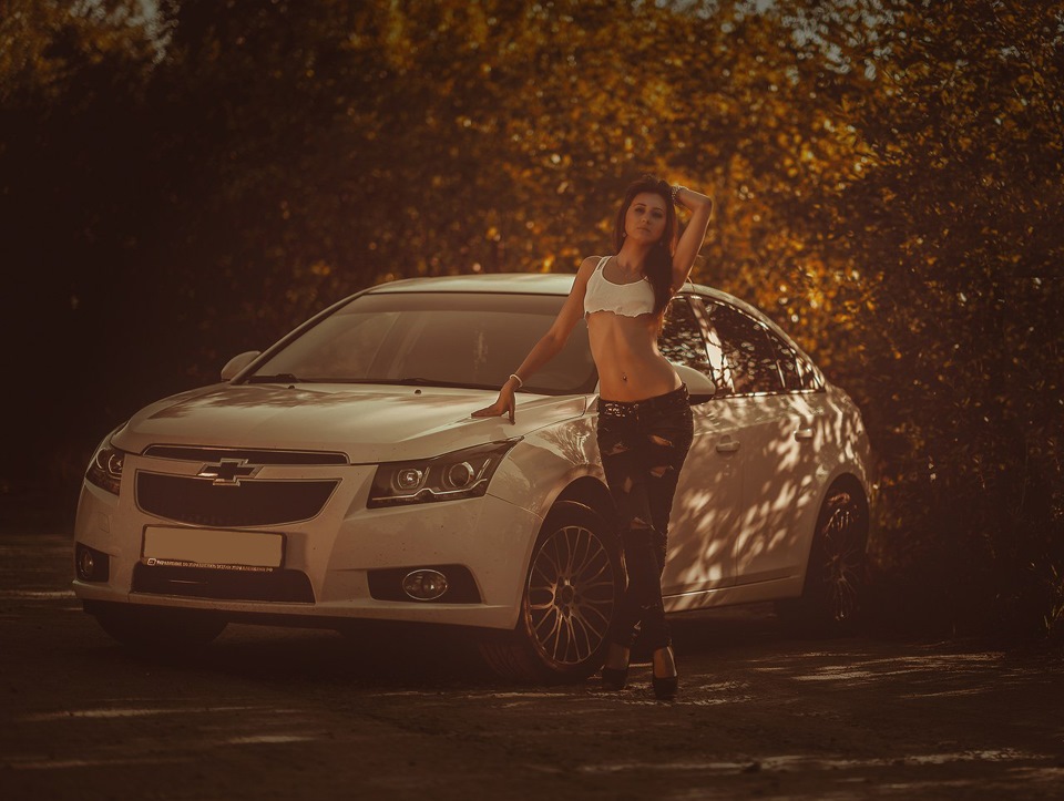 Chevrolet Cruze с девочками