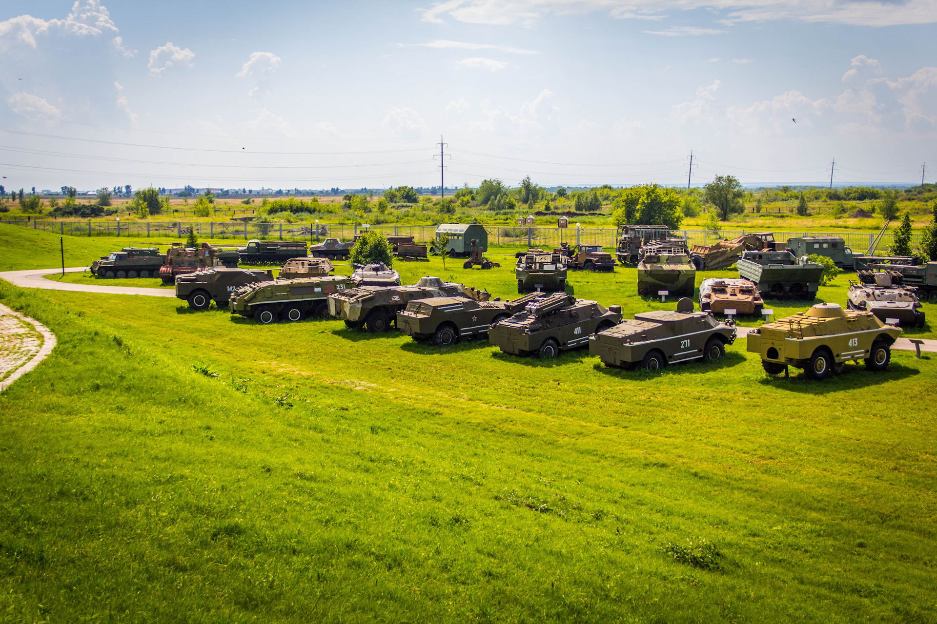 Музей военной техники в тольятти фото