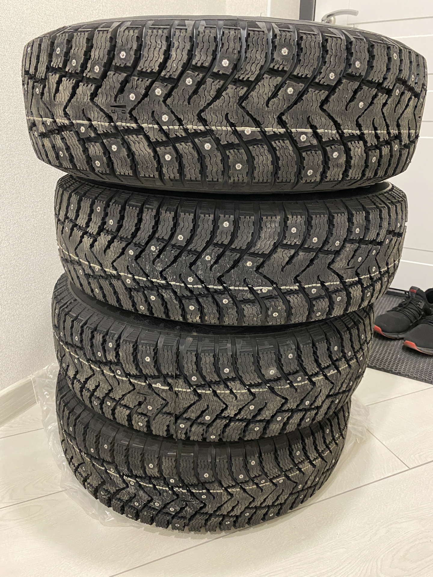 Шины cordiant cross 2. Cordiant Snow Cross 2. Cordiant Snow Cross 2 185/70 r14 92t. Cordiant Snow Cross pw2 92t. Кордиант Сноу кросс 1.