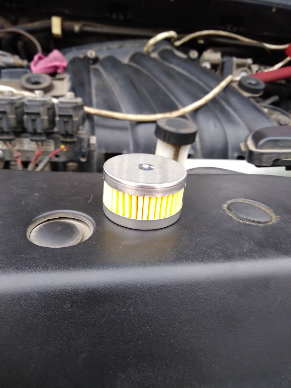 Замена фильтров и шлангов ГБО Tamona Alaska — Nissan Tiida (1G), 1,8 л ...