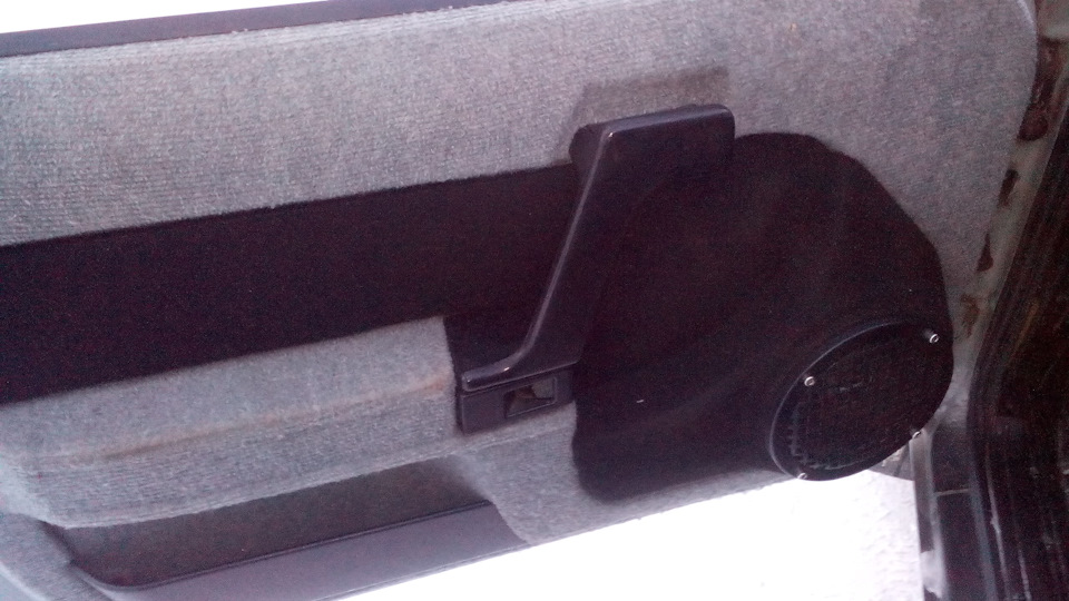 Установка процессорной магнитолы Pioneer-80 prs + эстрадная акустика ...