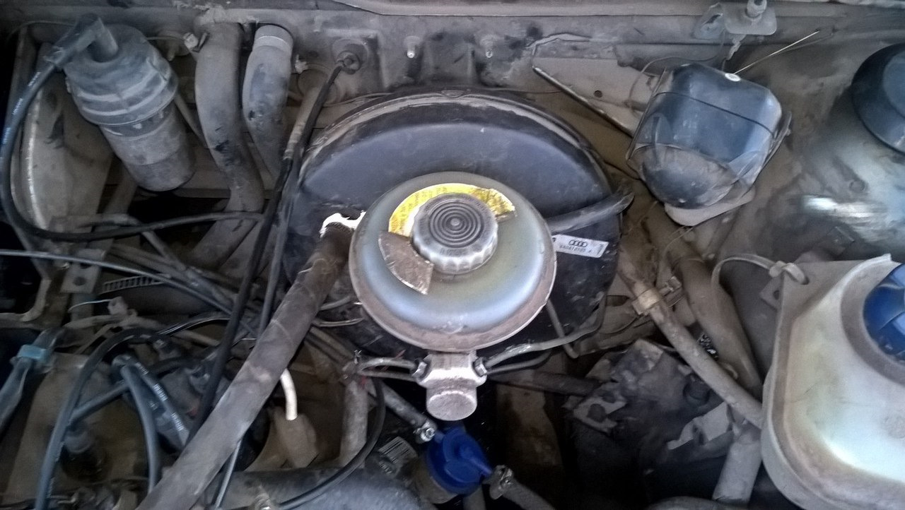 Вакуумный усилитель от Ауди 100 45 кузов. — Audi 80 (B3), 1,8 л, 1987 ...