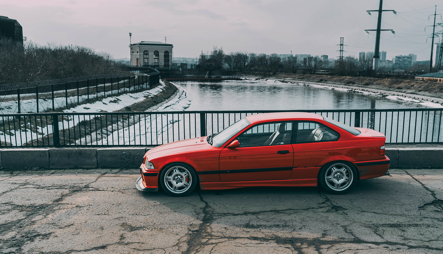 Е34 разгон. BMW e36 Coupe Red. BMW e36 Coupe 1993. BMW e36 Coupe красный. БМВ е36 купе красная.