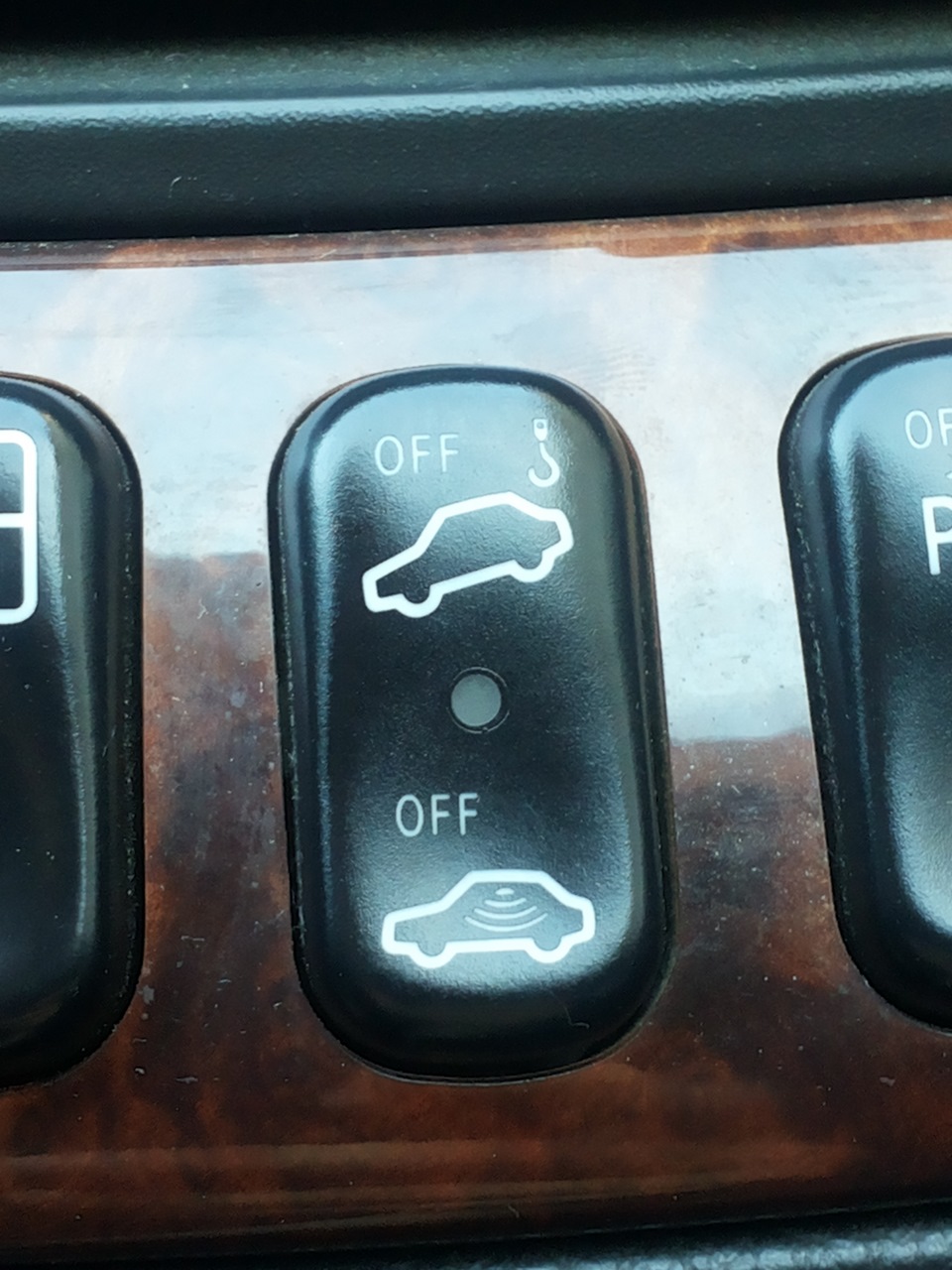 Кто знает что за кнопка? — Сообщество «Mercedes-Benz S-class» на DRIVE2