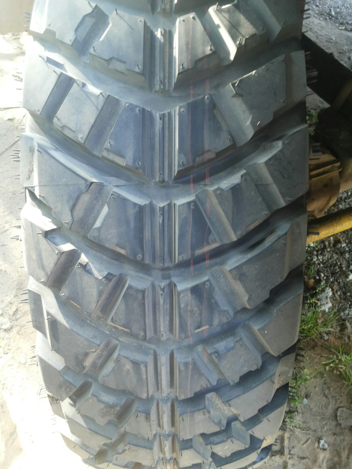 Yokohama geolandar m/t g001. Avatyre agressor 245/75 r16. Avatyre agressor 245/75 r16. Larsen tt 1. шина 245/75r16 avatyre agressor mt 120/116q.