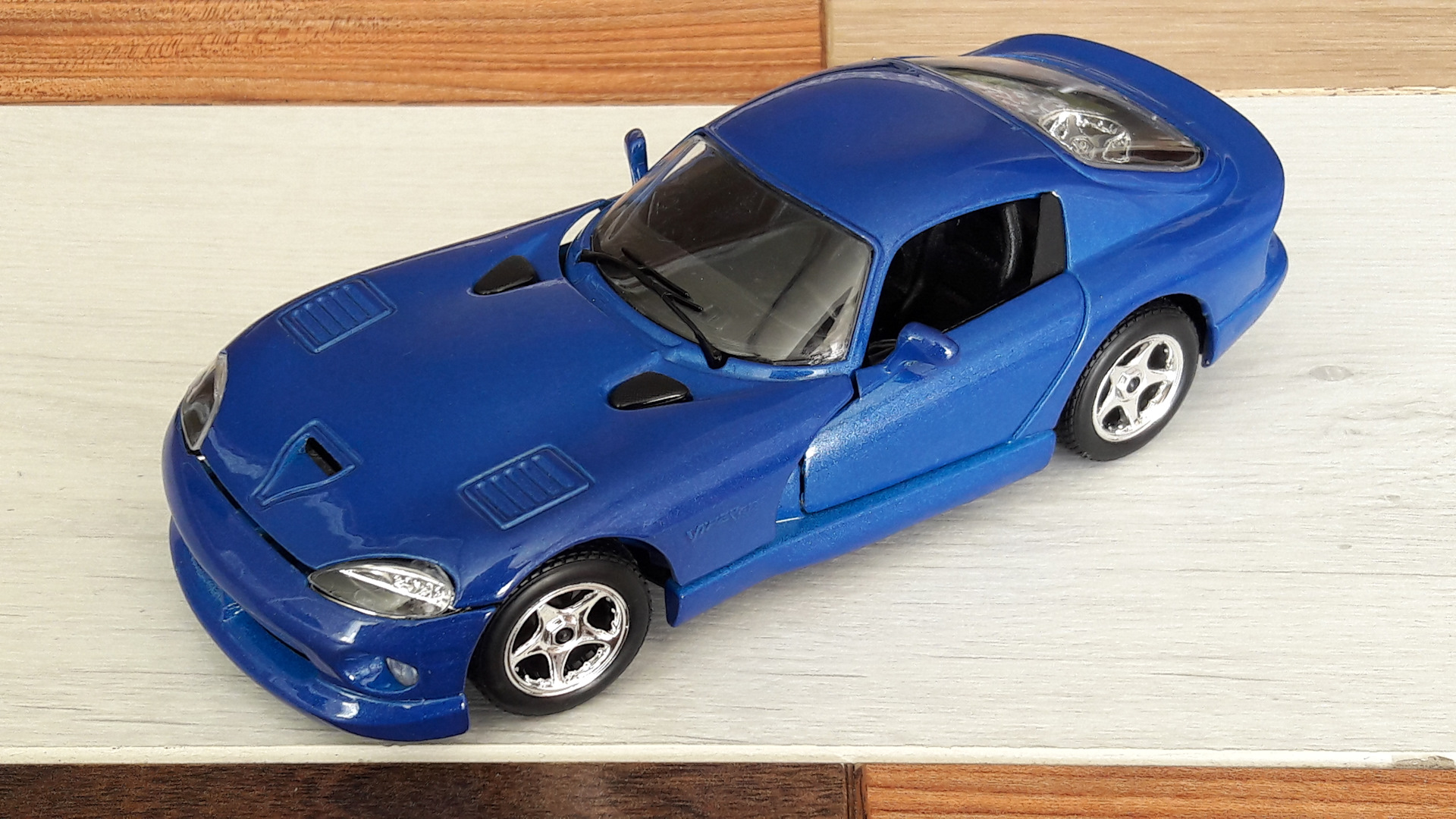 Dodge Viper GTS Coupe 1996