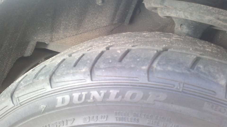 Резина Dunlop R17 235/45 — Toyota Camry (XV40), 3,5 л, 2008 года | шины ...