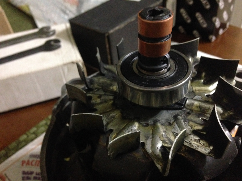 Cargo 135172 — BMW 5 series (E34). Запчасти на фото: 135172