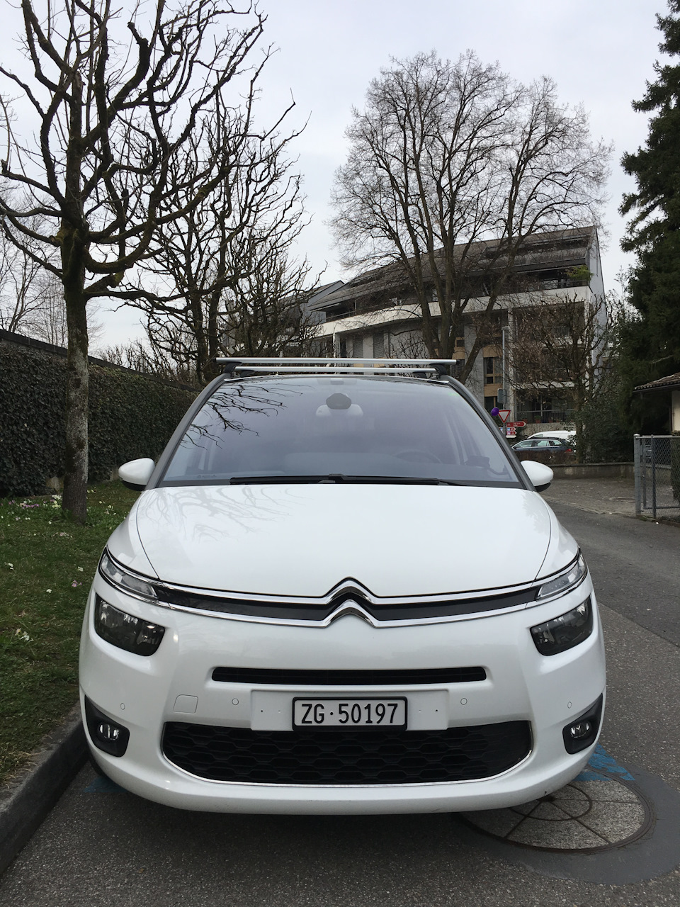 Швейцарские номера — Citroen Grand C4 Picasso (2G), 1,6 л, 2014 года |  другое | DRIVE2