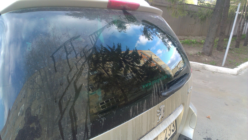 Замена заднего дворника — Peugeot 307 SW, 1,6 л, 2006 года | своими ...
