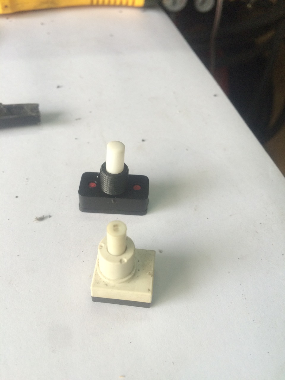 Лампы на плафон в салоне… — Honda Civic Coupe (7G), 1,7 л., 2004 года ...