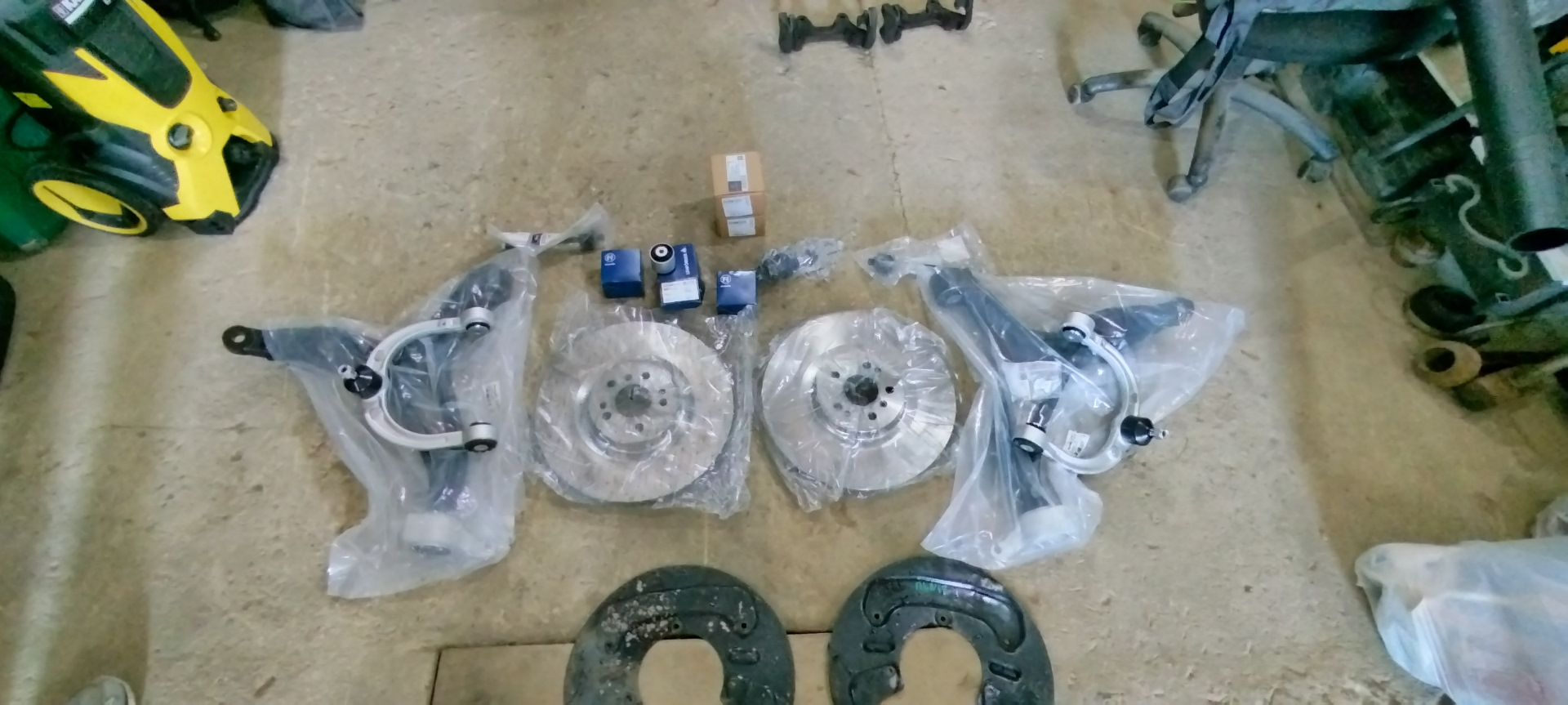 Замена comand ntg на андрюшу и подготовка к большому т/о — Mercedes ...