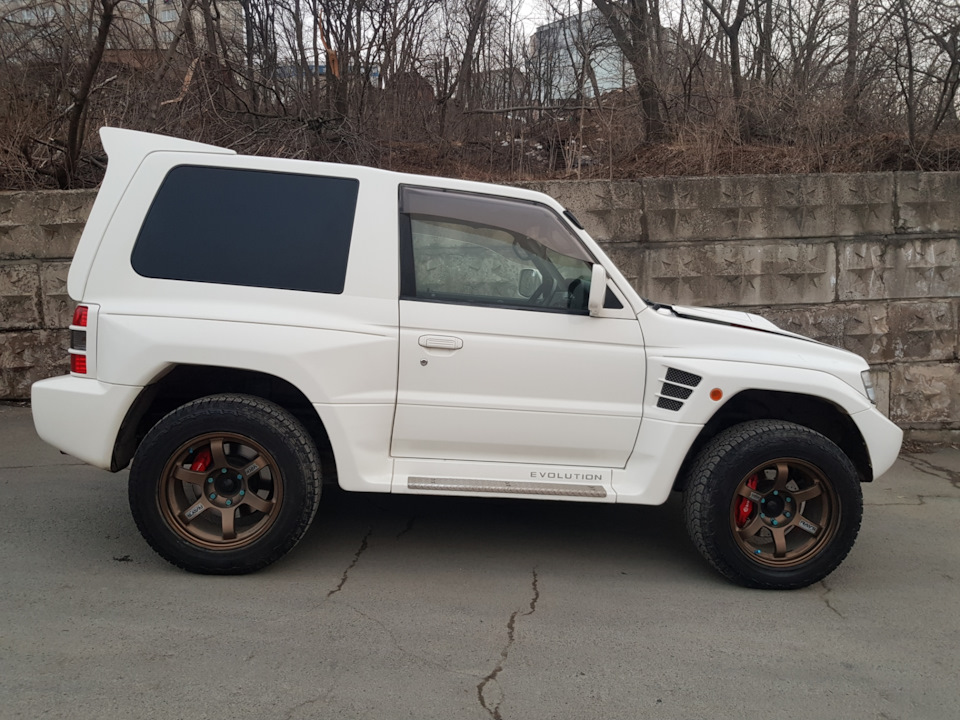 Паджеро 4 3 Двери Купить Во Владивостоке