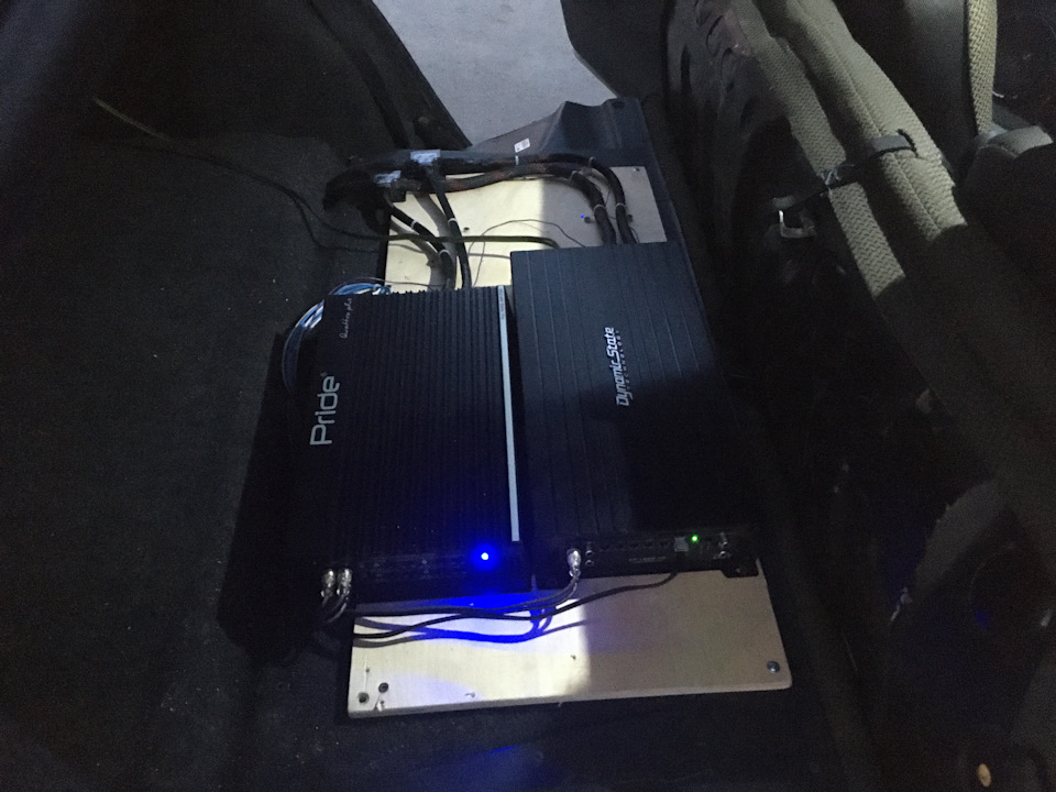 Борьба с дырами, снятие пищалок, замена задних стоек и пыльника рулевой ...