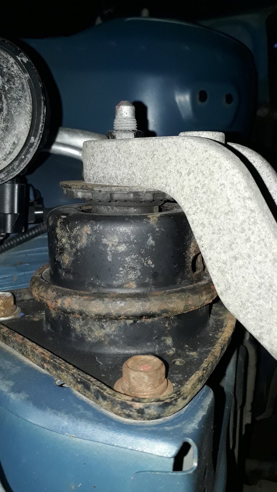 Старая — Hyundai i30 (1G)